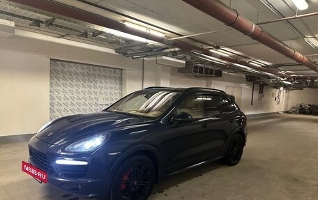 Porsche Cayenne III, 2010 год, 1 880 000 рублей, 2 фотография
