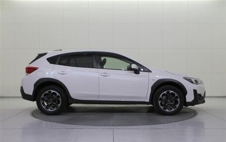 Subaru XV II, 2022 год, 1 650 000 рублей, 6 фотография