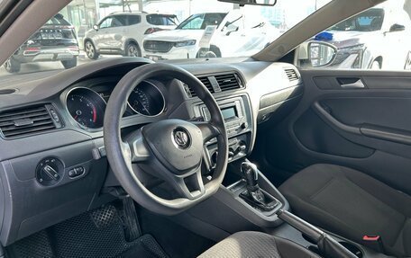 Volkswagen Jetta VI, 2015 год, 895 000 рублей, 15 фотография