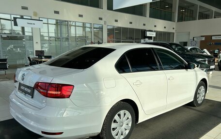 Volkswagen Jetta VI, 2015 год, 895 000 рублей, 6 фотография