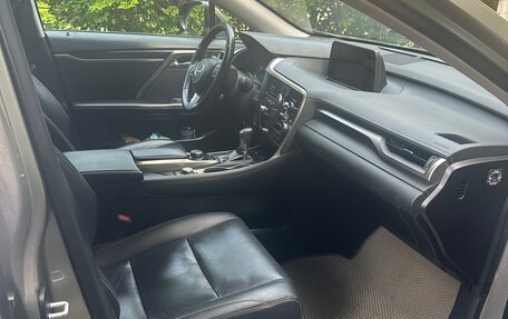 Lexus RX IV рестайлинг, 2019 год, 4 700 000 рублей, 5 фотография