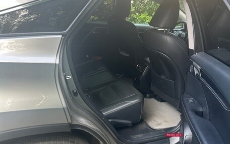 Lexus RX IV рестайлинг, 2019 год, 4 700 000 рублей, 11 фотография