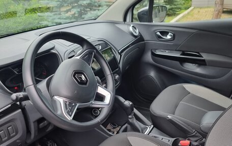 Renault Kaptur I рестайлинг, 2022 год, 1 750 000 рублей, 3 фотография