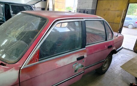 BMW 3 серия, 1985 год, 30 000 рублей, 3 фотография
