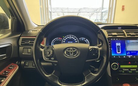 Toyota Camry, 2013 год, 1 550 000 рублей, 10 фотография