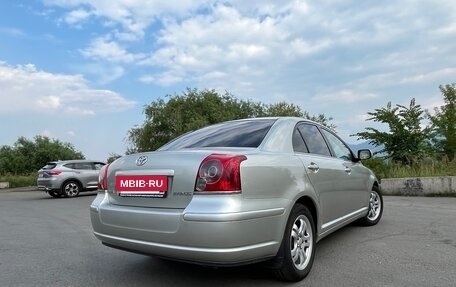 Toyota Avensis III рестайлинг, 2006 год, 900 000 рублей, 4 фотография