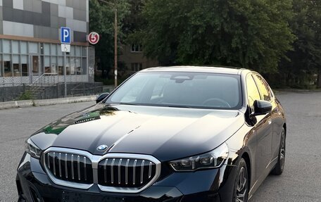 BMW 5 серия, 2024 год, 6 650 000 рублей, 8 фотография