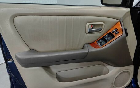 Lexus RX IV рестайлинг, 2001 год, 850 000 рублей, 22 фотография