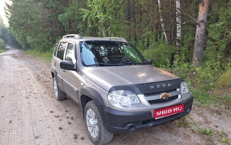 Chevrolet Niva I рестайлинг, 2018 год, 830 000 рублей, 1 фотография