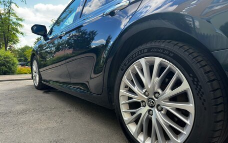 Toyota Camry, 2018 год, 2 600 000 рублей, 6 фотография