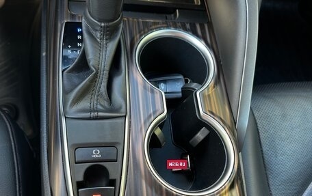 Toyota Camry, 2018 год, 2 600 000 рублей, 8 фотография