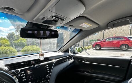 Toyota Camry, 2018 год, 2 600 000 рублей, 14 фотография