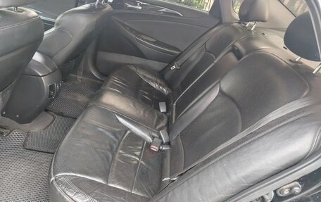 Hyundai Sonata VI, 2011 год, 650 000 рублей, 7 фотография