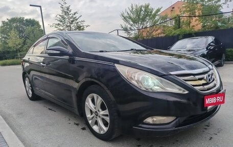 Hyundai Sonata VI, 2011 год, 650 000 рублей, 2 фотография