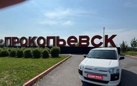 Toyota Probox I, 2014 год, 910 000 рублей, 1 фотография