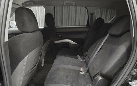 Mitsubishi Outlander III рестайлинг 3, 2007 год, 990 000 рублей, 17 фотография