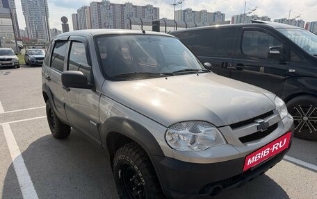 Chevrolet Niva I рестайлинг, 2013 год, 550 000 рублей, 2 фотография