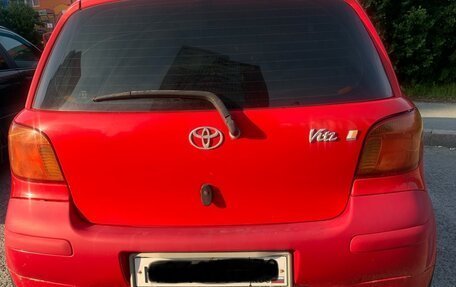 Toyota Vitz, 2003 год, 345 000 рублей, 2 фотография