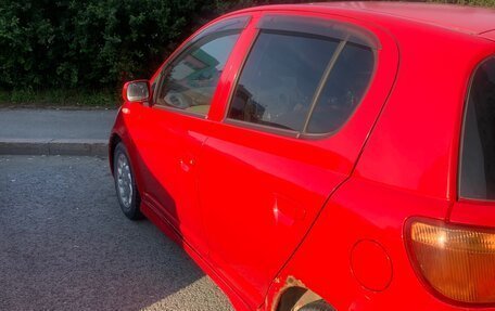 Toyota Vitz, 2003 год, 345 000 рублей, 3 фотография
