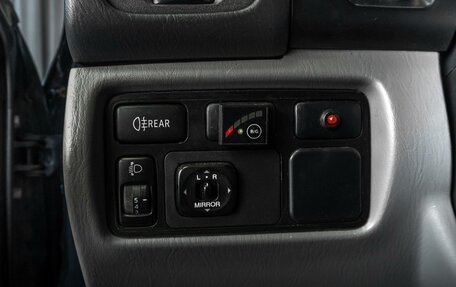 Toyota Land Cruiser 100 рестайлинг 2, 1998 год, 1 629 000 рублей, 17 фотография