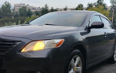 Toyota Camry, 2008 год, 1 100 000 рублей, 2 фотография