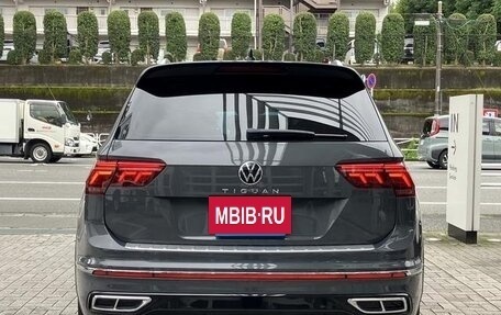 Volkswagen Tiguan II, 2022 год, 2 550 000 рублей, 4 фотография