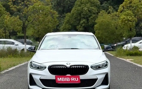BMW 1 серия, 2021 год, 1 340 370 рублей, 2 фотография