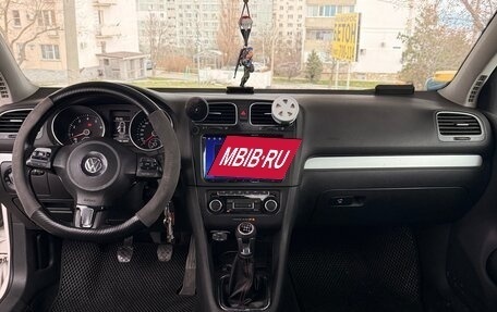 Volkswagen Golf VI, 2011 год, 850 000 рублей, 17 фотография