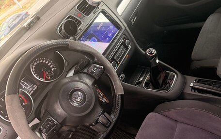 Volkswagen Golf VI, 2011 год, 850 000 рублей, 23 фотография