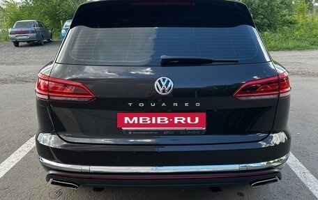 Volkswagen Touareg III, 2019 год, 4 900 000 рублей, 7 фотография
