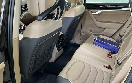 Volkswagen Touareg III, 2019 год, 4 900 000 рублей, 22 фотография