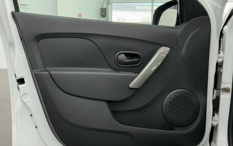 Renault Logan II, 2021 год, 850 000 рублей, 9 фотография