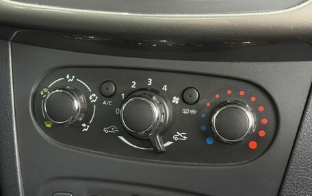Renault Logan II, 2021 год, 850 000 рублей, 21 фотография
