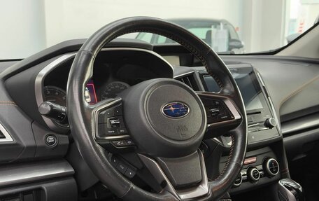 Subaru XV II, 2018 год, 1 970 000 рублей, 12 фотография