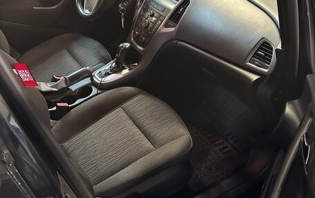 Opel Astra J, 2013 год, 880 000 рублей, 10 фотография
