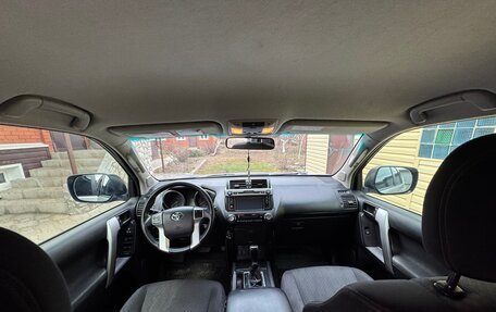 Toyota Land Cruiser Prado 150 рестайлинг 2, 2015 год, 3 150 000 рублей, 10 фотография