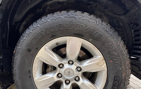 Toyota Land Cruiser Prado 150 рестайлинг 2, 2015 год, 3 150 000 рублей, 15 фотография