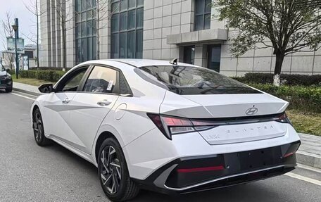 Hyundai Elantra, 2026 год, 1 555 000 рублей, 7 фотография