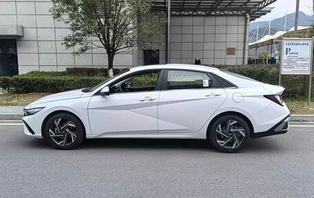 Hyundai Elantra, 2026 год, 1 555 000 рублей, 4 фотография