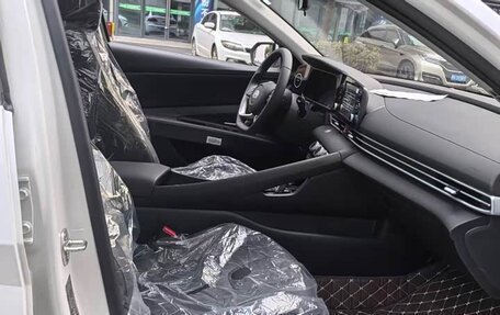 Hyundai Elantra, 2026 год, 1 555 000 рублей, 11 фотография