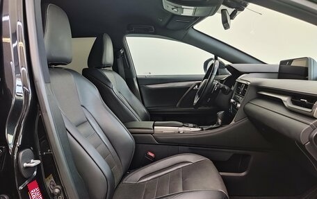 Lexus RX IV рестайлинг, 2019 год, 4 850 000 рублей, 15 фотография