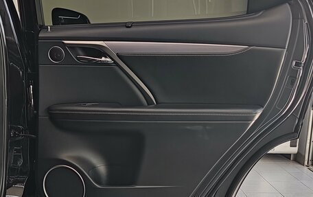 Lexus RX IV рестайлинг, 2019 год, 4 850 000 рублей, 31 фотография