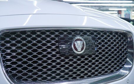Jaguar XJ IV (X351), 2019 год, 4 400 000 рублей, 12 фотография