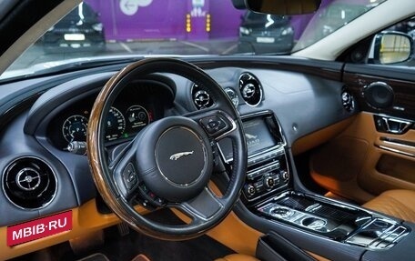 Jaguar XJ IV (X351), 2019 год, 4 400 000 рублей, 18 фотография
