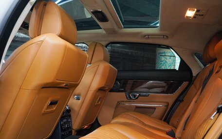 Jaguar XJ IV (X351), 2019 год, 4 400 000 рублей, 28 фотография