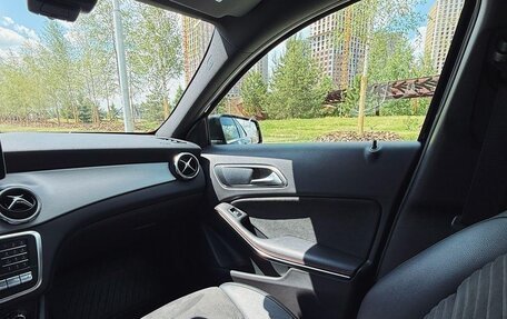 Mercedes-Benz GLA, 2018 год, 2 750 000 рублей, 4 фотография