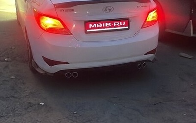 Hyundai Solaris II рестайлинг, 2015 год, 555 000 рублей, 1 фотография