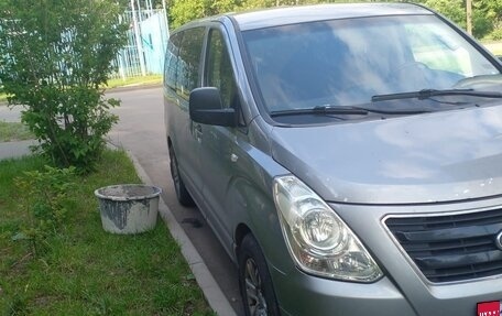Hyundai H-1 II рестайлинг, 2016 год, 2 600 000 рублей, 1 фотография