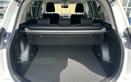 Toyota RAV4, 2017 год, 2 280 000 рублей, 10 фотография
