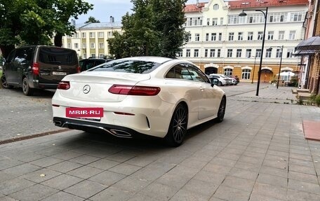 Mercedes-Benz E-Класс, 2017 год, 3 900 000 рублей, 17 фотография